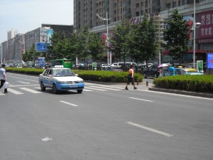 It's like the movie Taxi Driver...without guns, Deniro, or English...