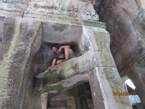 Ok...I do feel bad about this. I'm not sure what made me climb up this centuries-old temple....Sorry, History. 